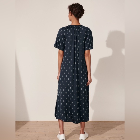 NWT THE WHITE COMPANY Printed Washed-Satin Midi Dress in Navy/Ecru - Picture 5 of 11